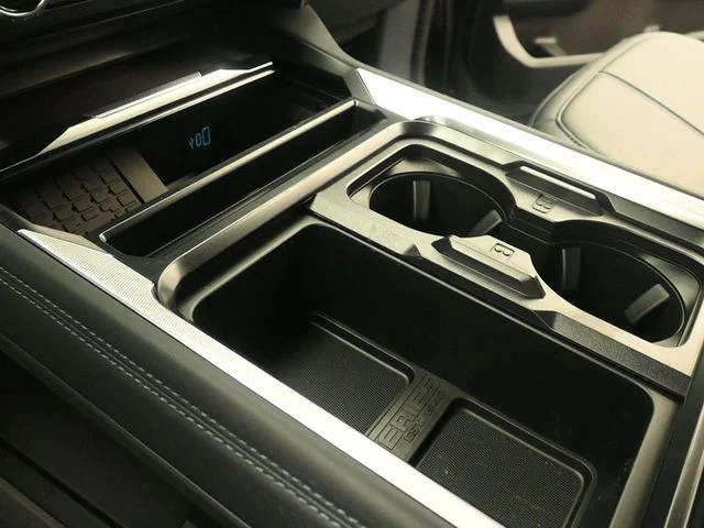 New 2026 Black Ford Platinum image 22