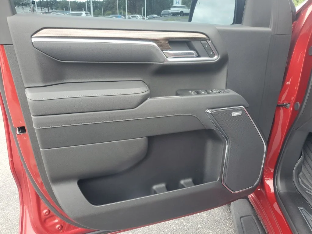 Used 2025 Red Chevrolet LT Trail Boss image 20