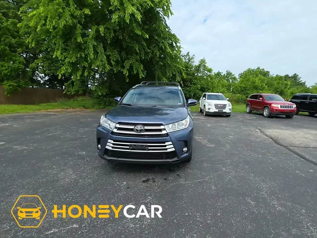 2019 Toyota Highlander XLE 4x4 V6's photo