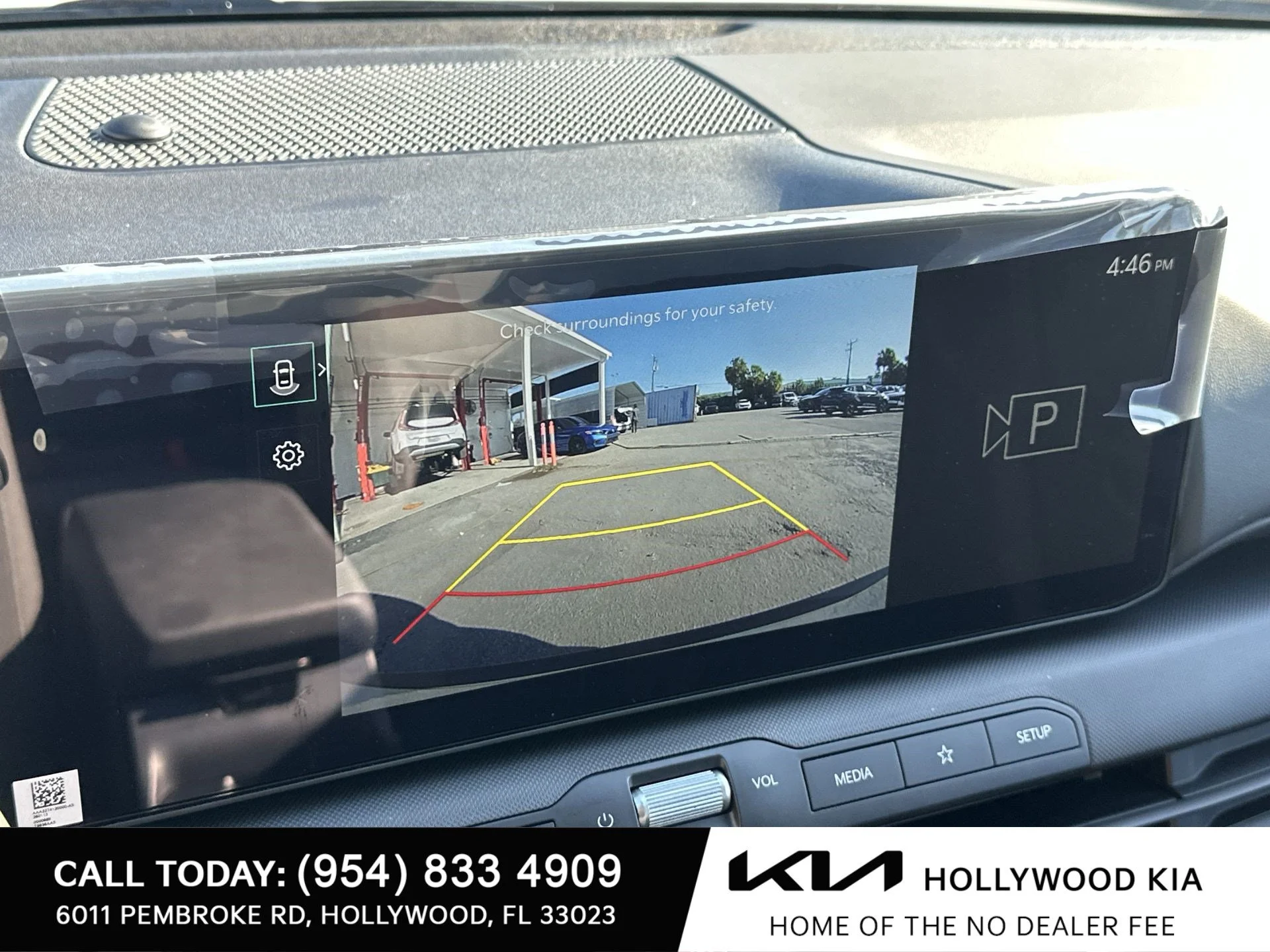 New 2026 Snow White Pearl Kia LXS image 20