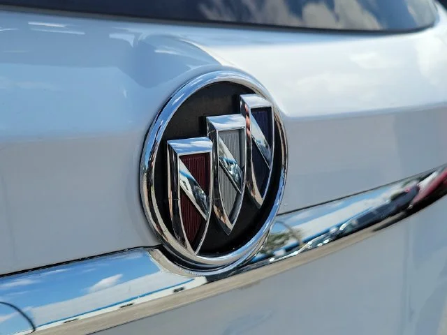 Certified Used 2018 (Includes (CM5) Black Carbon Metallic lower exterior accent color, Paint code W700S.) Buick Preferred image 8