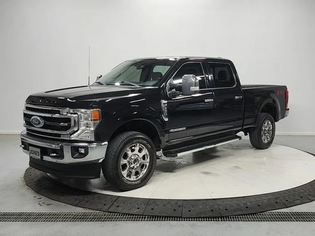 Used 2022 Black Ford Lariat image 3