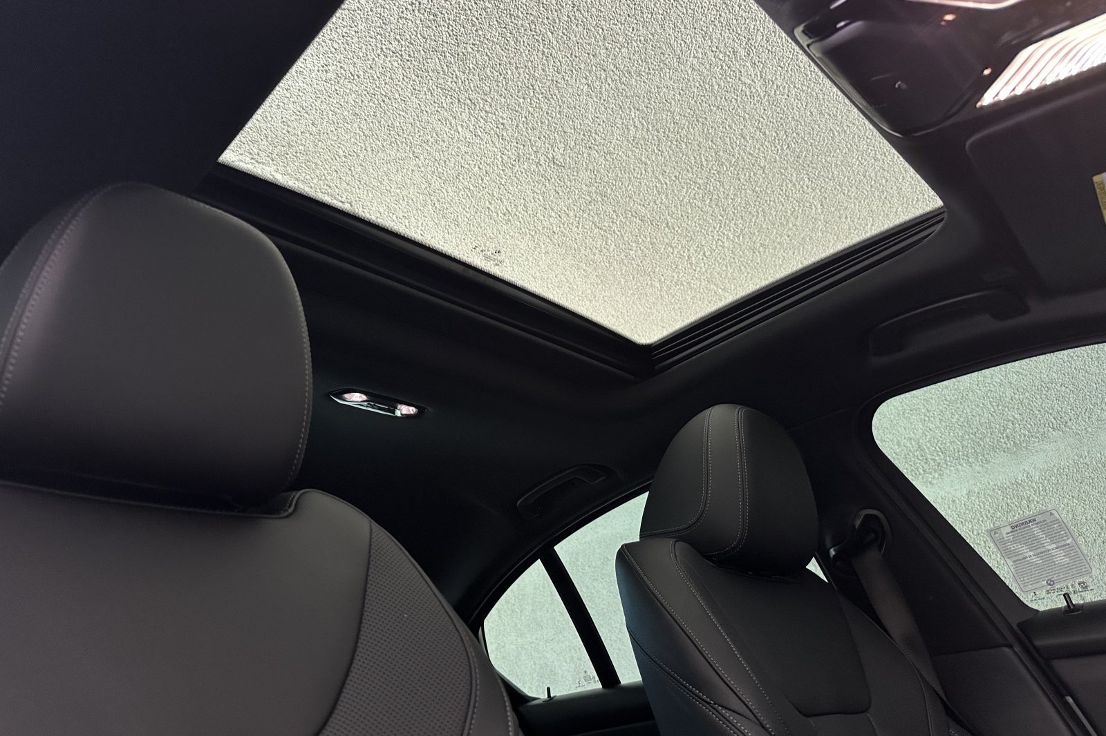 Used 2024 Skyscraper Grey Metallic BMW 330i image 15