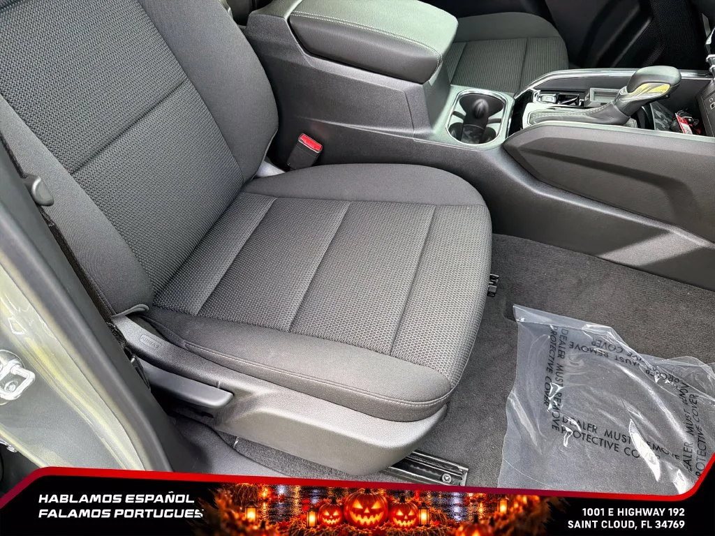 New 2026 Sterling Metallic GMC Elevation image 33