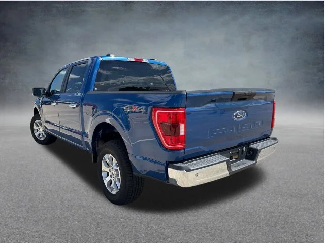 Used 2023 Blue Ford XLT image 10