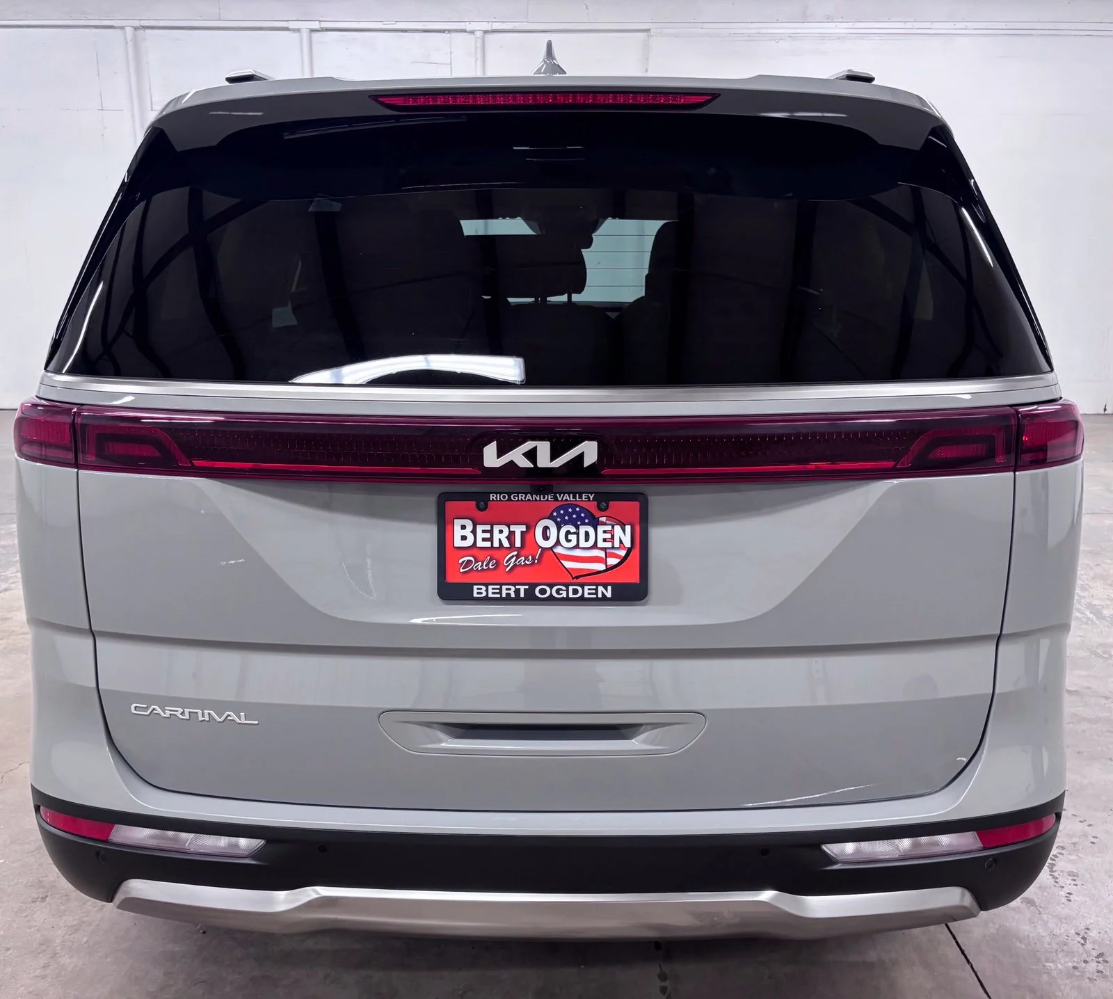 Used 2024 White Kia SX image 5