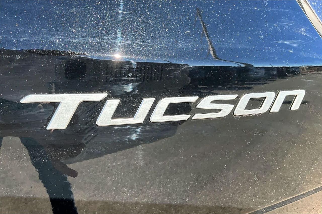 New 2026 Phantom Black Hyundai Limited image 15
