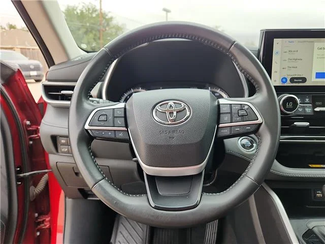 Used 2023 Ruby Flare Pearl Toyota XLE Front-Wheel Drive image 16