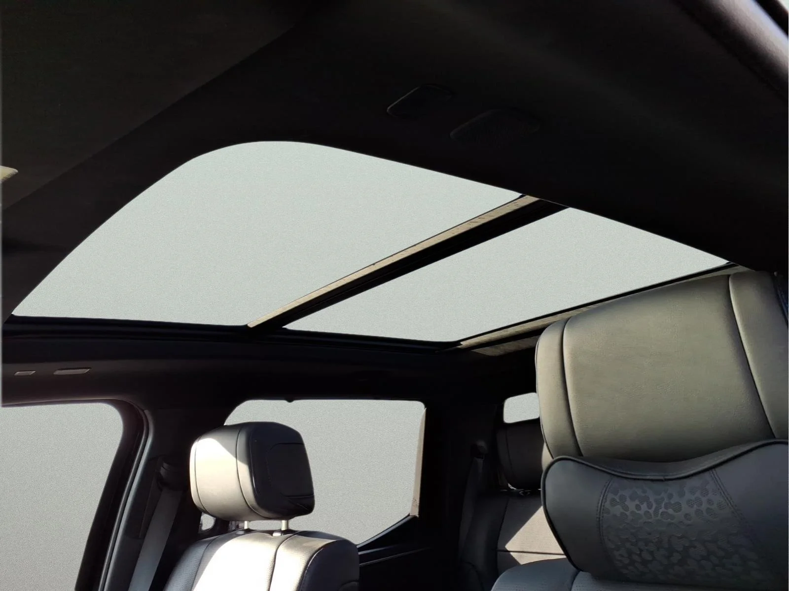 Used 2023 Black Toyota Platinum image 16