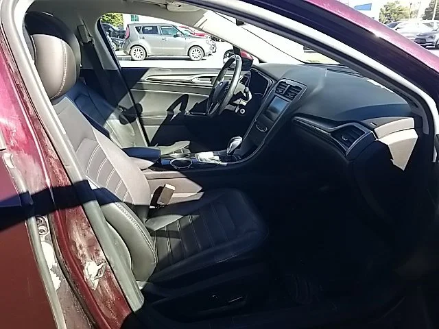 Used 2013 Red Ford SE image 26