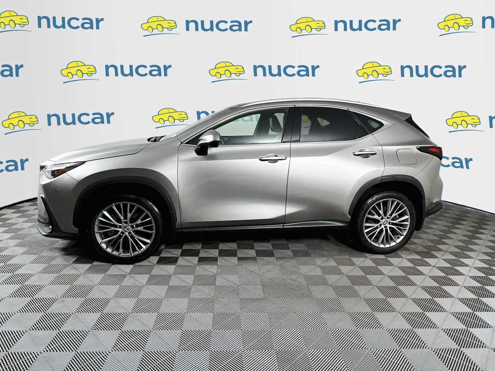 Used 2024 Atomic Silver Lexus Luxury image 4