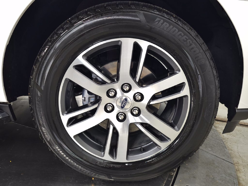 Used 2022 White Ford XLT image 14