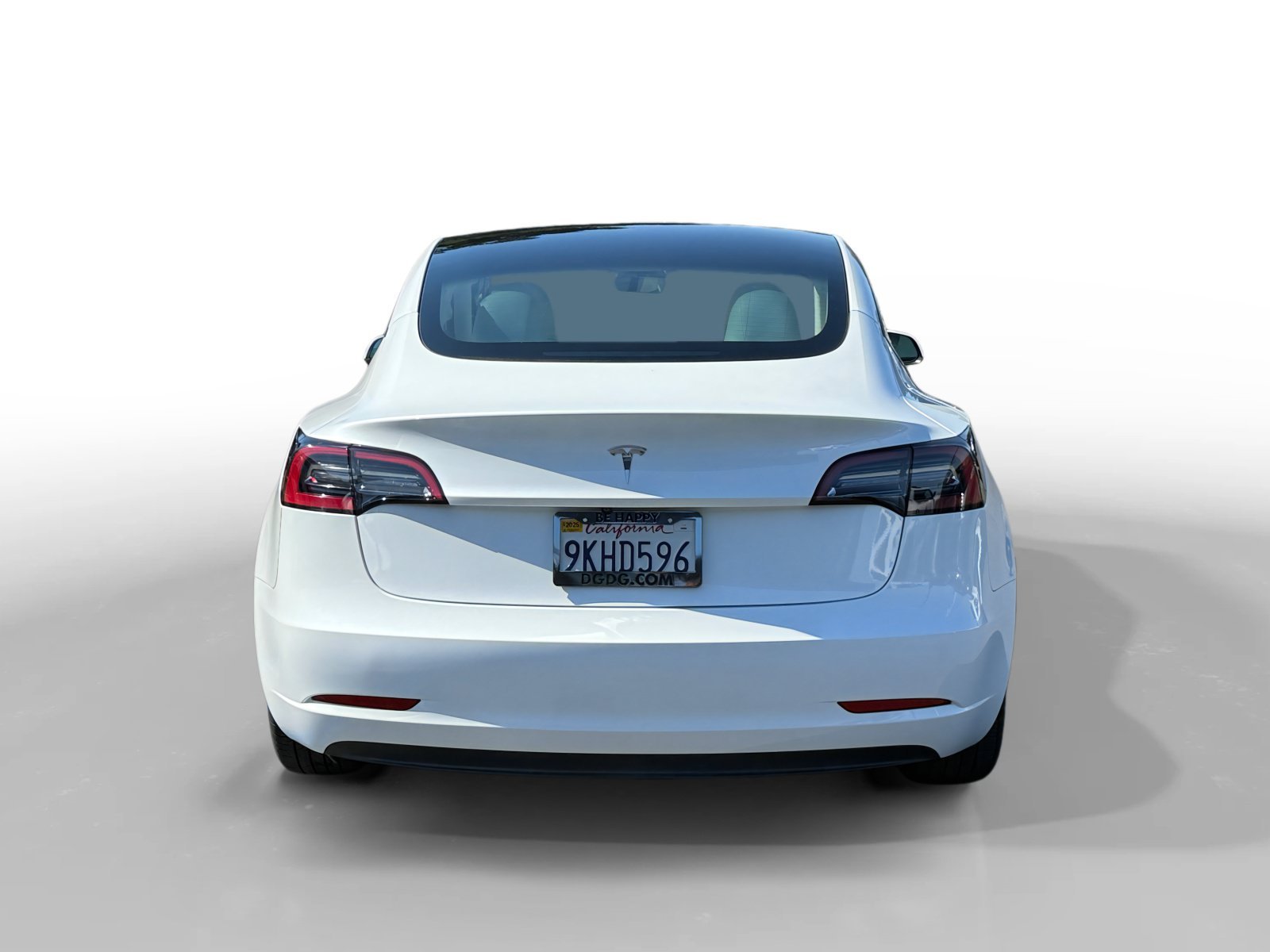 Used 2023 Pearl White Multi-Coat Tesla  image 4