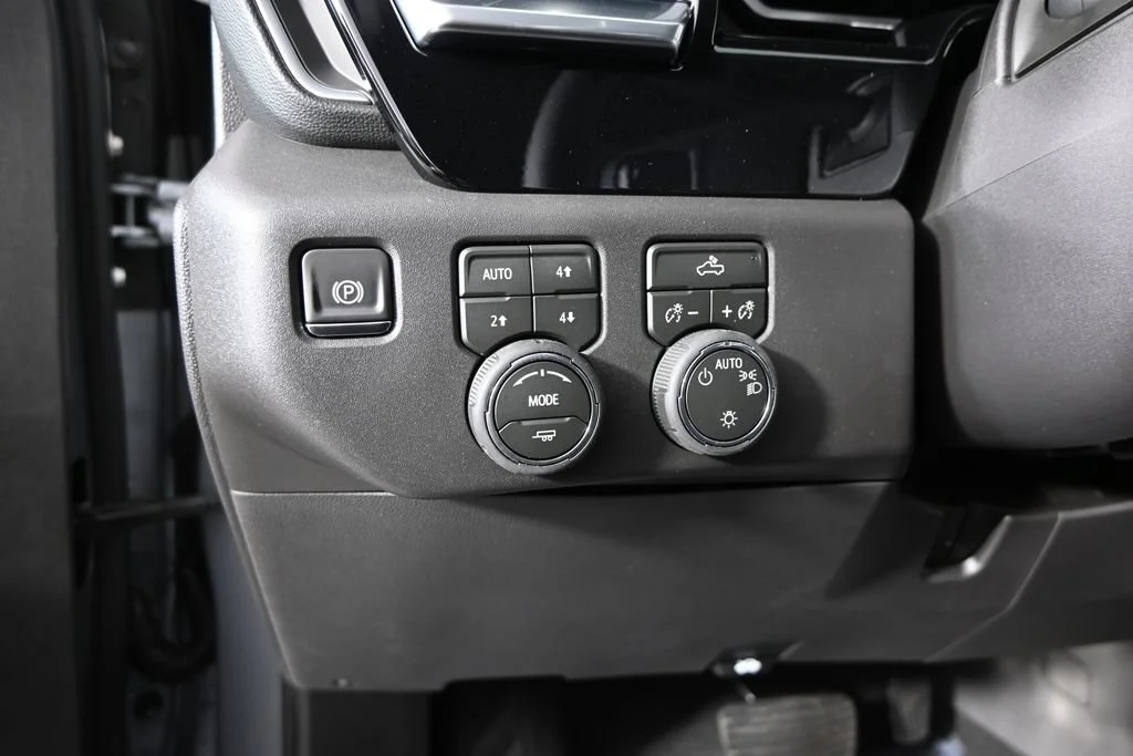 2026 Chevrolet Silverado 1500 LT - Photo 23
