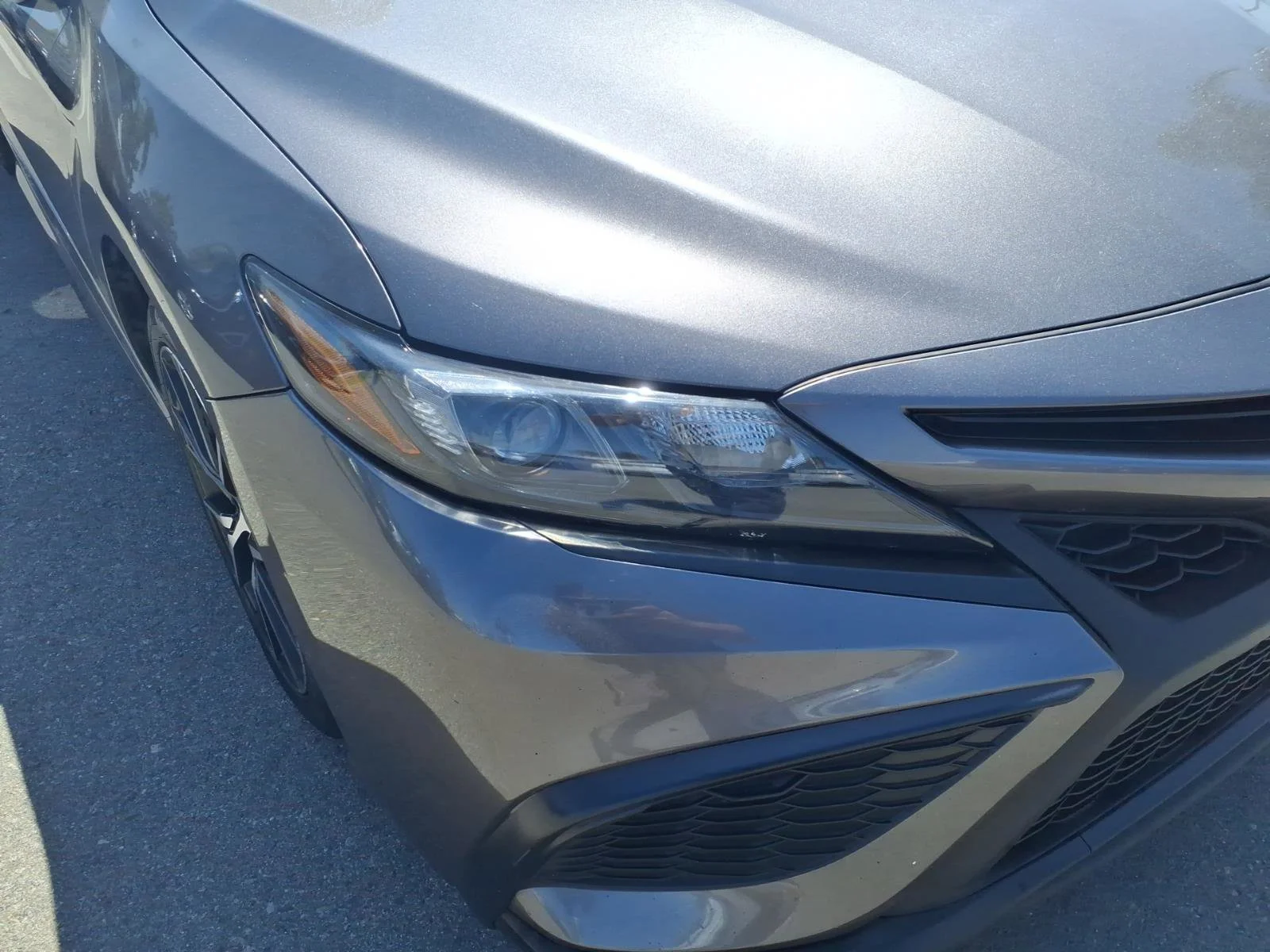 Used 2024 Predawn Gray Mica Toyota SE image 4