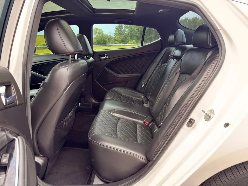 Used 2014 White Kia SXL image 25