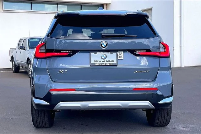 New 2026 Storm Bay Metallic BMW xDrive28i image 4