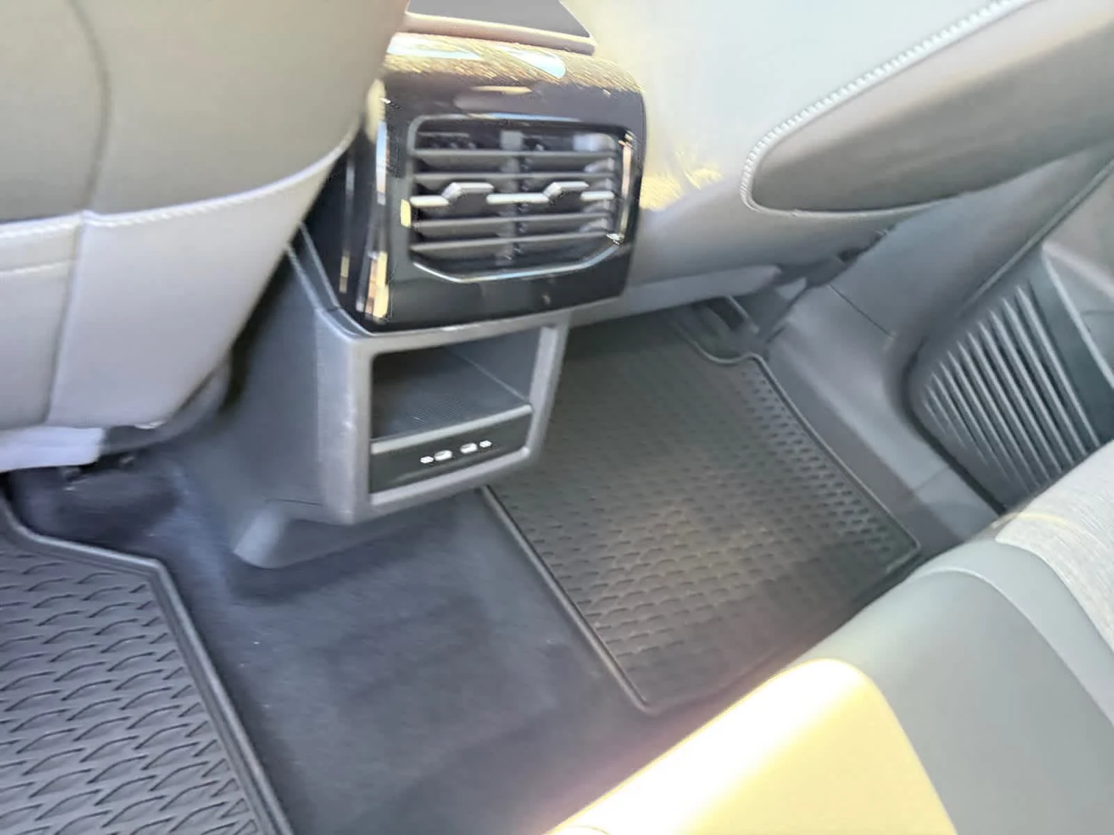 New 2026 Opal White Pearl Volkswagen Pro image 20