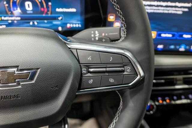 2027 Chevrolet Traverse LT - Photo 19