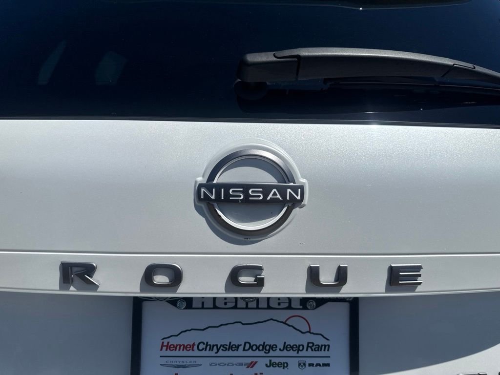 Used 2024 White Nissan SV image 13