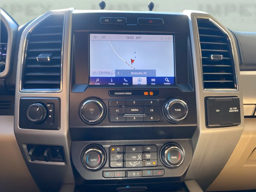 Used 2021 White Ford XL image 31