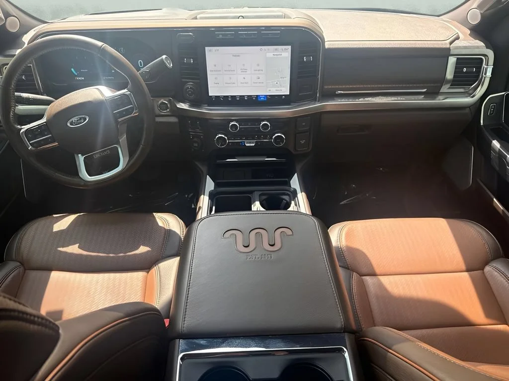 Used 2023  Ford XL image 12