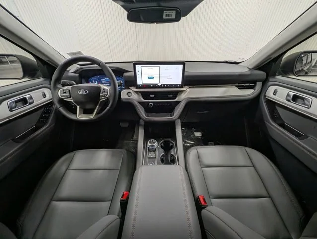 New 2026 Agate Black Metallic Ford Active image 14