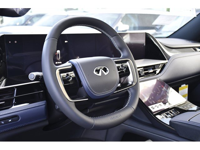 New 2026 2T RADIANT WHIT INFINITI Sport 4WD image 24