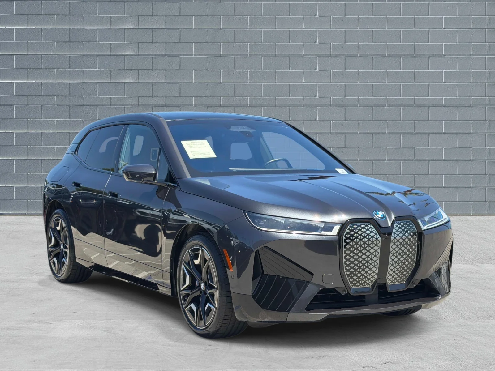 2023 BMW iX