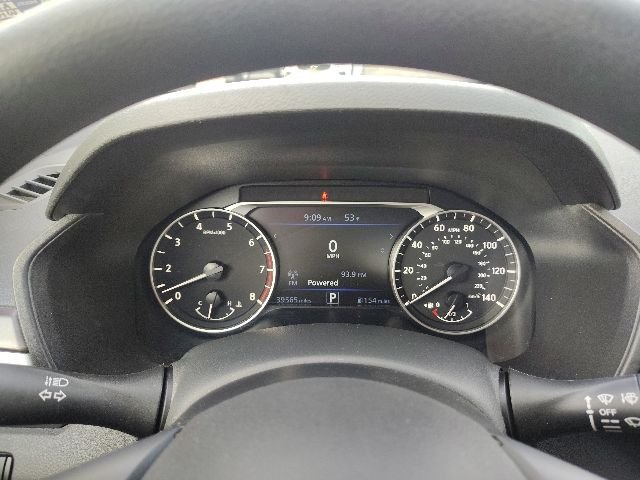 Used 2025 White Nissan 2.5 SV image 16