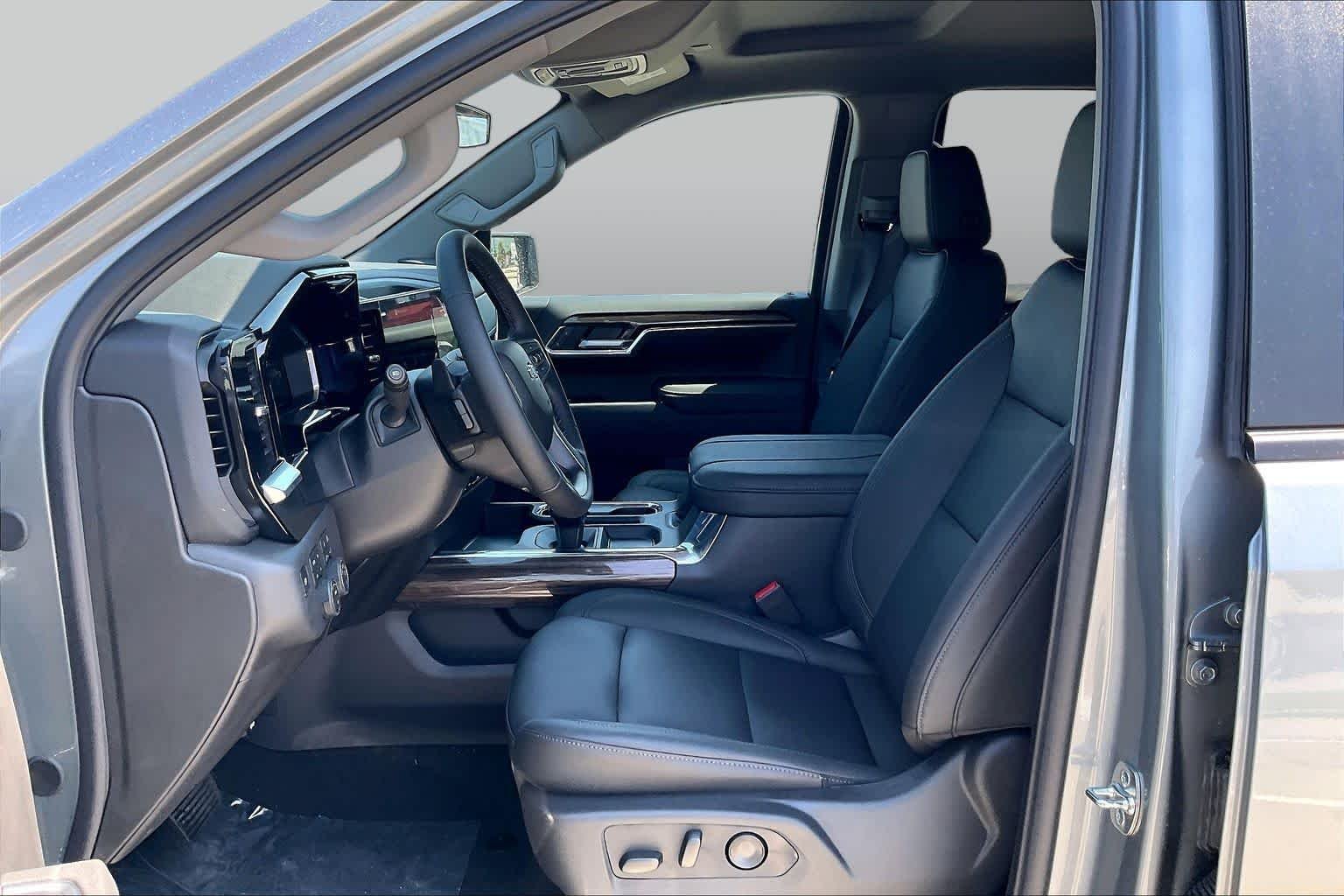2026 Chevrolet Silverado 1500 RST - Photo 10