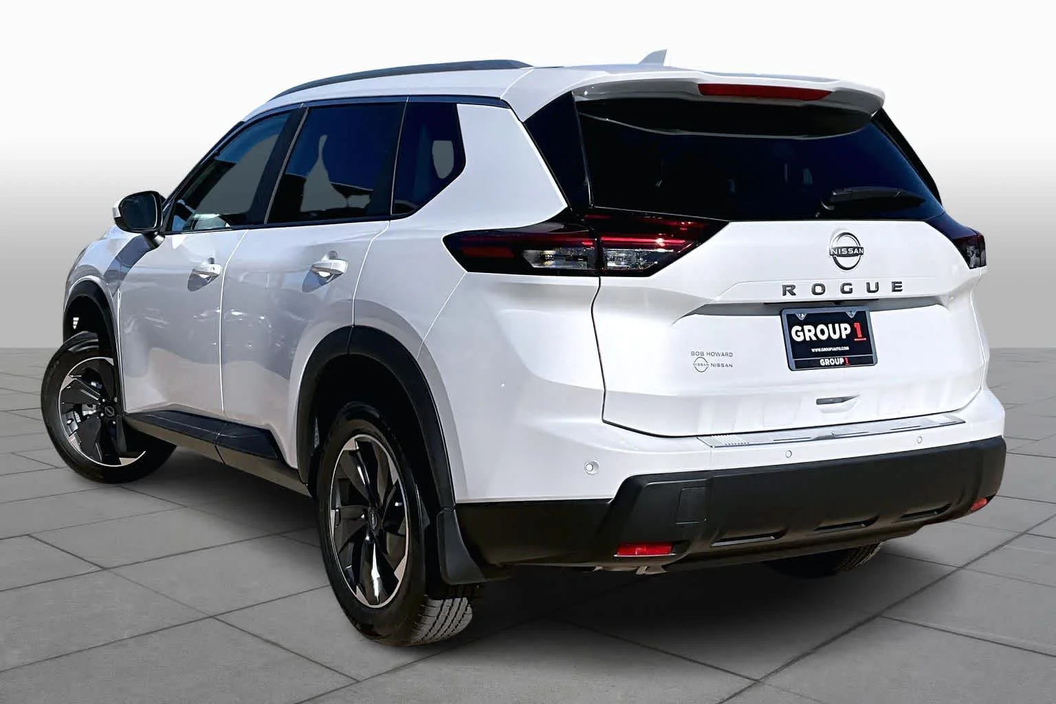New 2026 Everest White Pearl TriCoat Nissan SV image 11