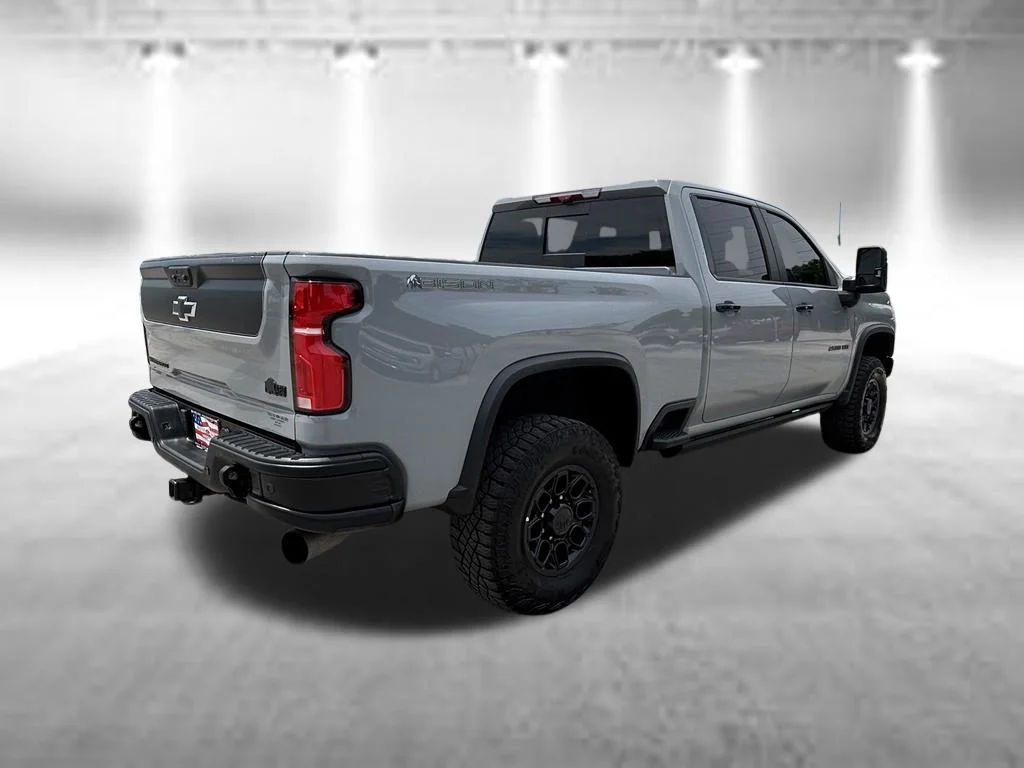Certified Used 2025 Slate Gray Metallic Chevrolet ZR2 image 4