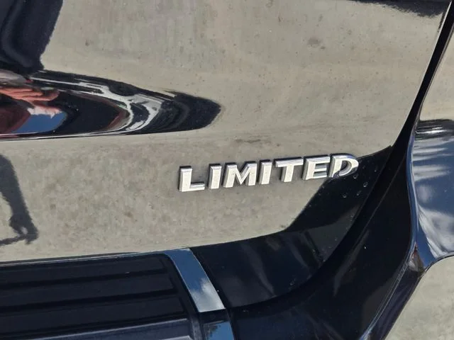 Used 2019 Black Jeep Limited image 12