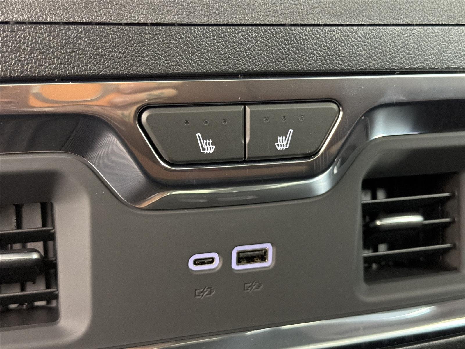 New 2026 Onyx Black GMC Denali Ultimate image 22