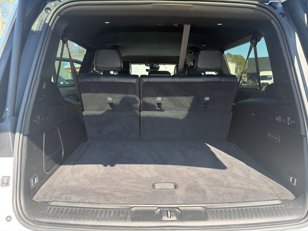 Used 2024 White Jeep Series III image 28