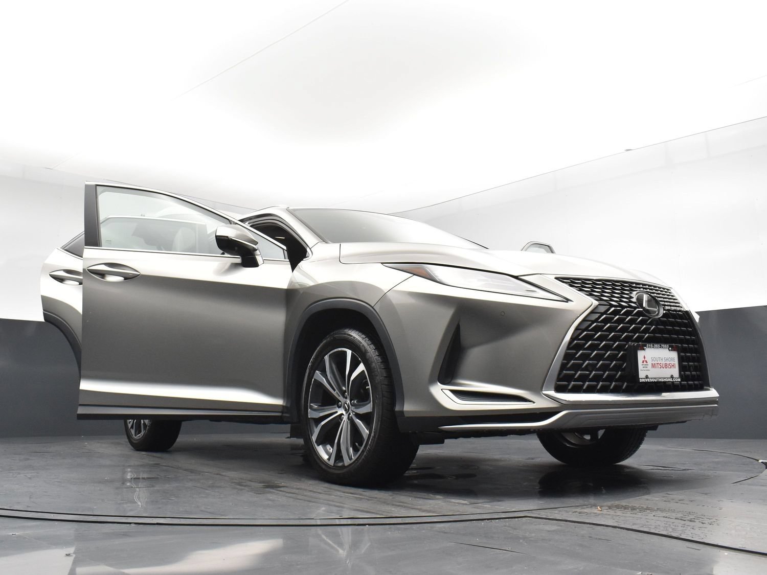 Used 2022 Silver Lexus RX 350 image 28