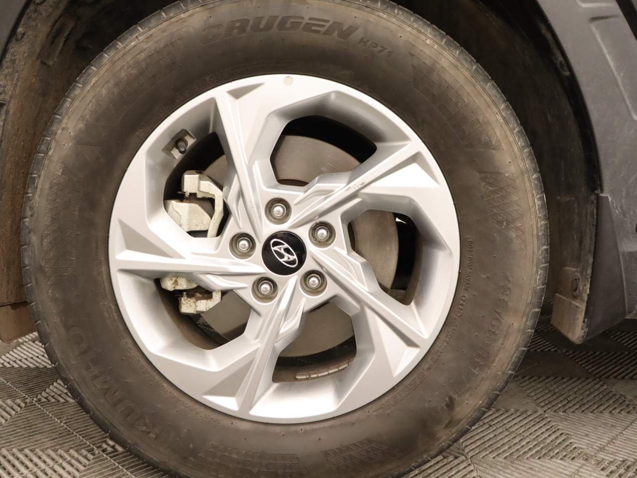 Certified Used 2023 Phantom Black Pearl Hyundai SEL image 5