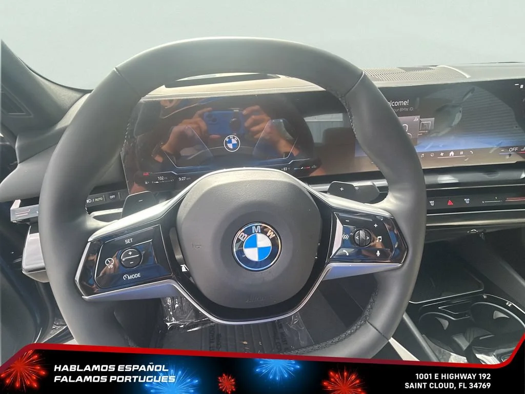 Used 2024 Blue BMW xDrive image 17