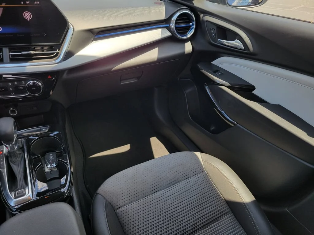 Used 2024 Blue Glow Metallic Chevrolet LT image 19