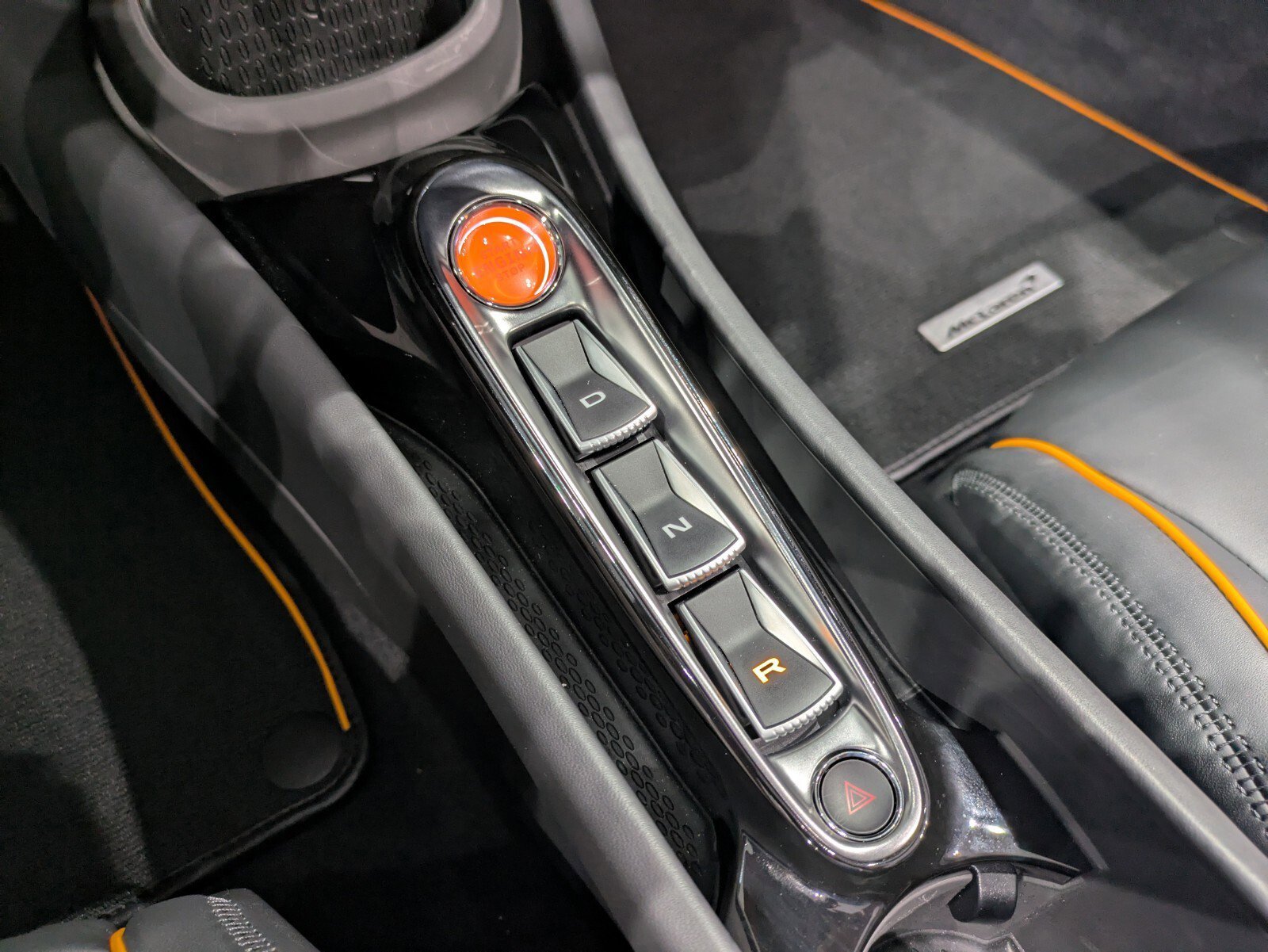 Used 2025 MSO Muriwai White McLaren TechLux Spider image 16