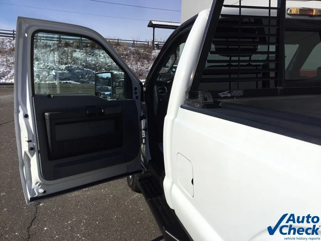 2016 Ford F-350 Super Duty XLT - Photo 24