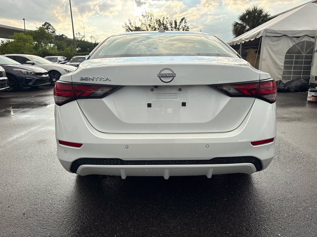 Used 2025 White Nissan SV image 4