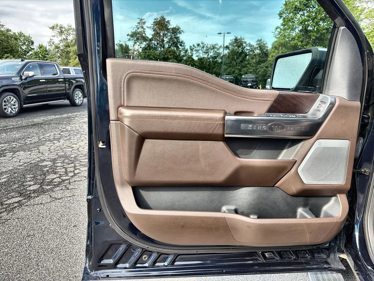 Used 2023 Blue Ford King Ranch image 18
