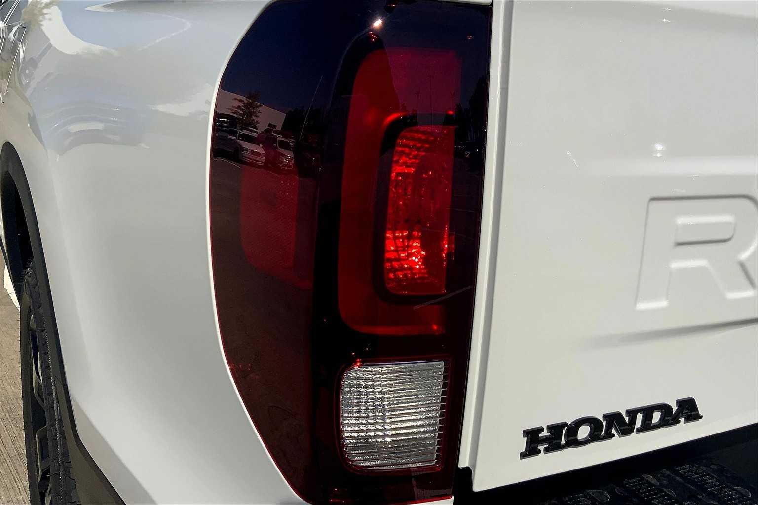 New 2026 Platinum White Pearl Honda Black Edition image 14