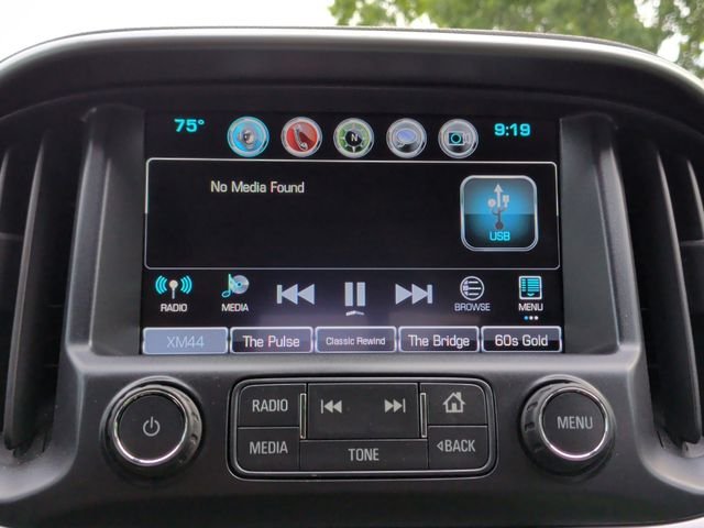 Used 2018 Gray Chevrolet ZR2 image 23