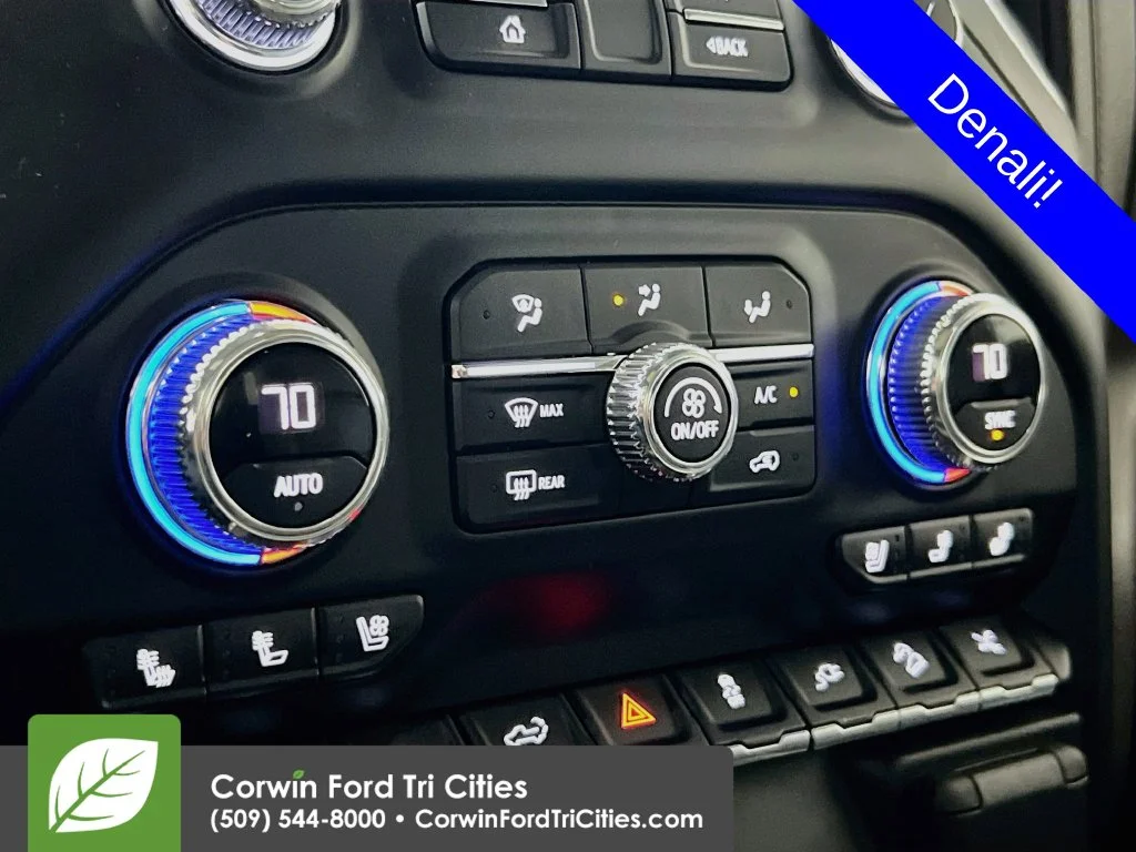Used 2022 White Frost Tri-Coat GMC Denali image 8