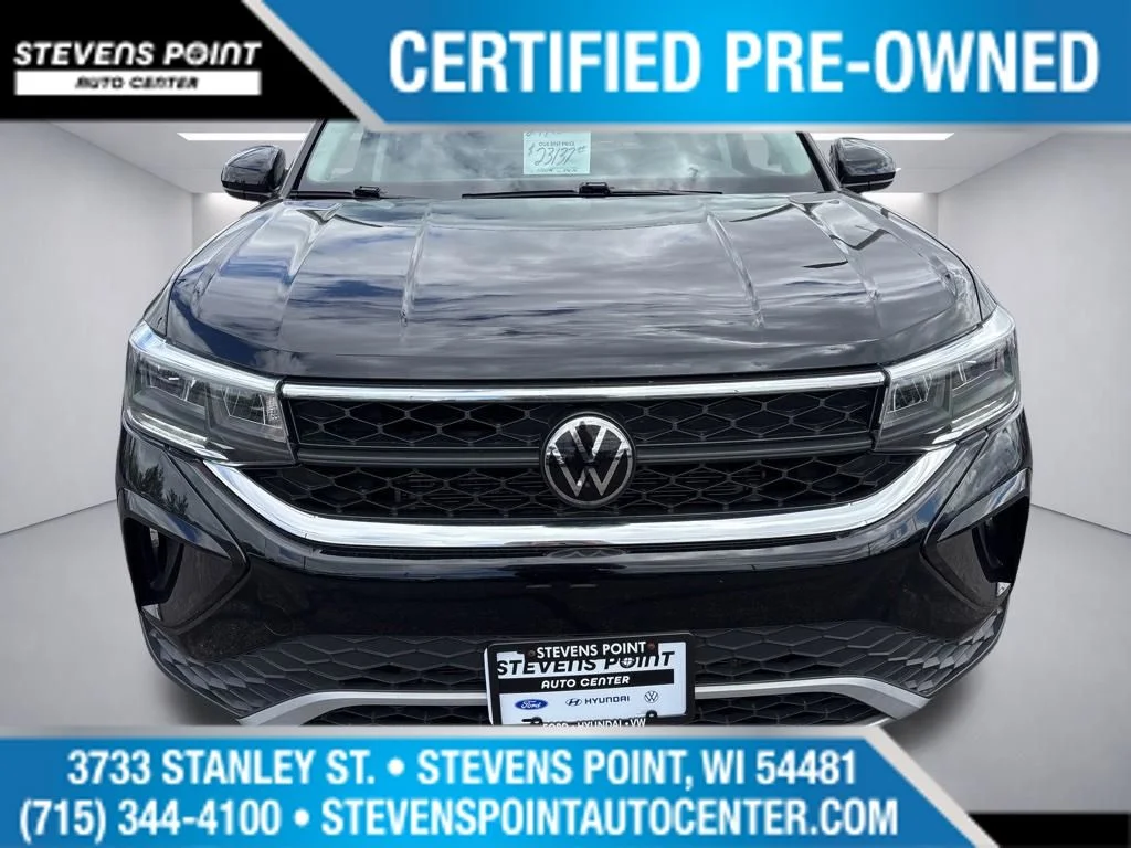 Certified Used 2024 Deep Black Pearl Volkswagen 1.5T SE image 10