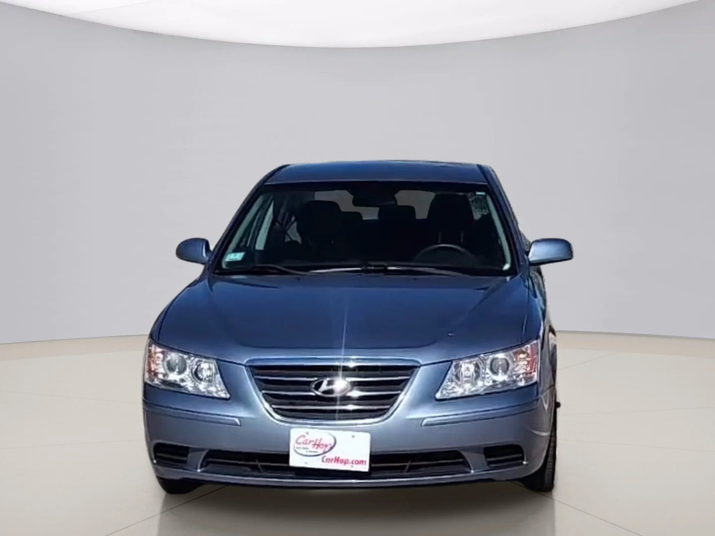 Used 2010 Silver Hyundai GLS image 8