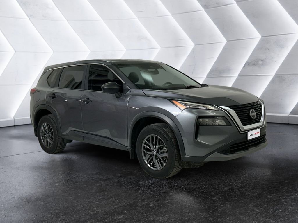Used 2023 Gray Nissan S image 1